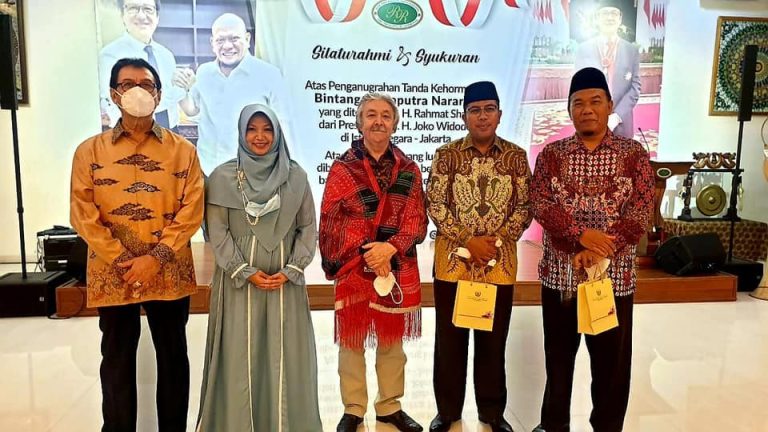 Rektor UNIVA dan Dubes Afganistan Bertemu