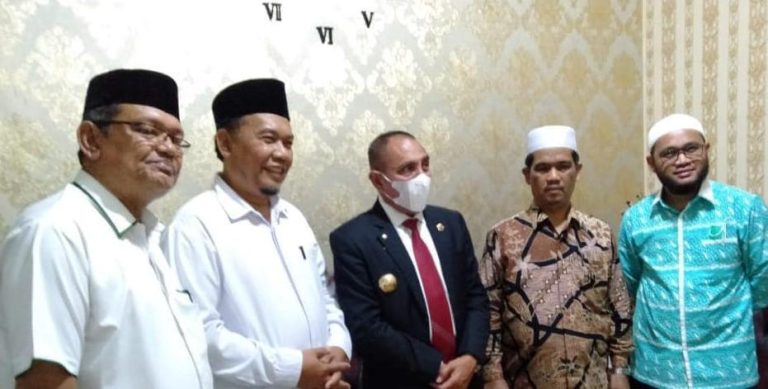 Kunjungan gubernur ke univa